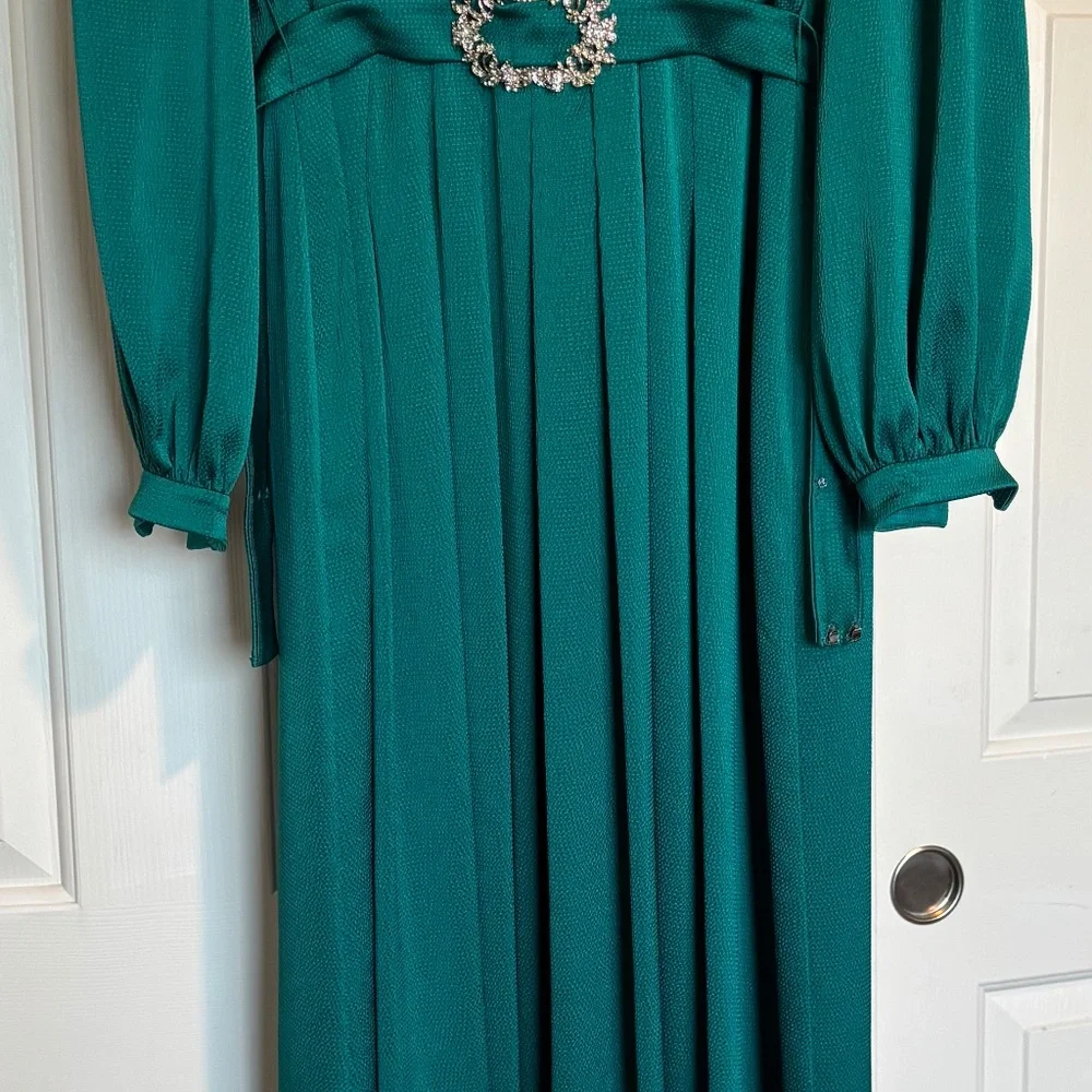 Luxury gown - Picture 14 of 15